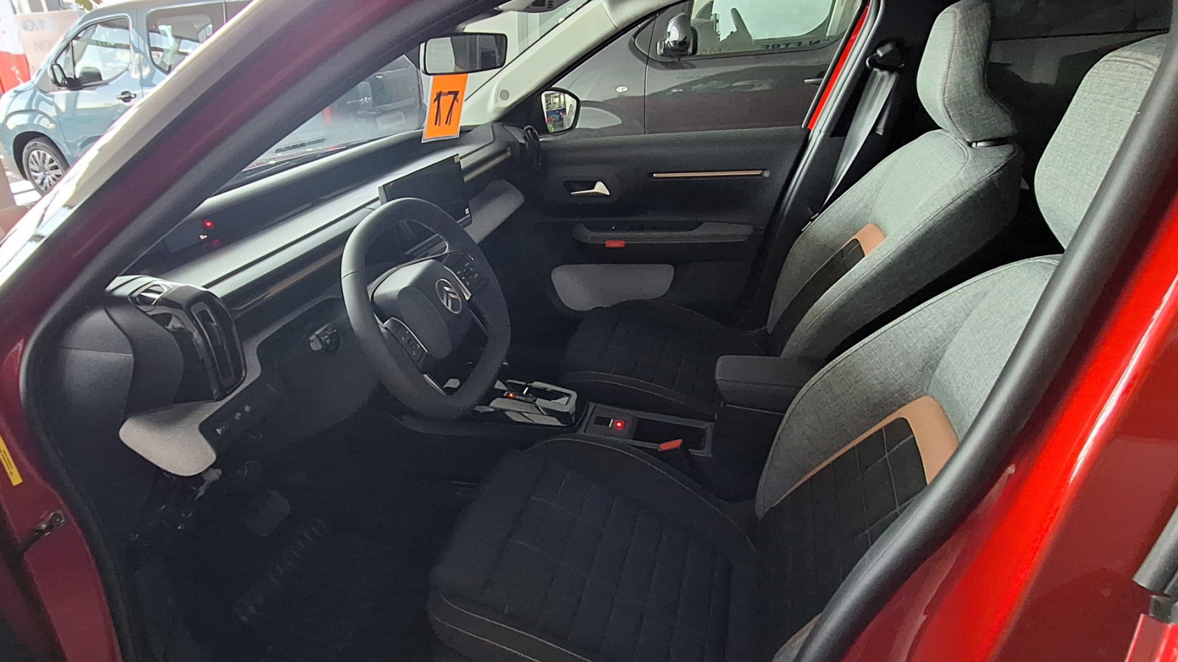 Citroën C3 Aircross PLUS Hybrid (MHEV) 145 ë-DCT6