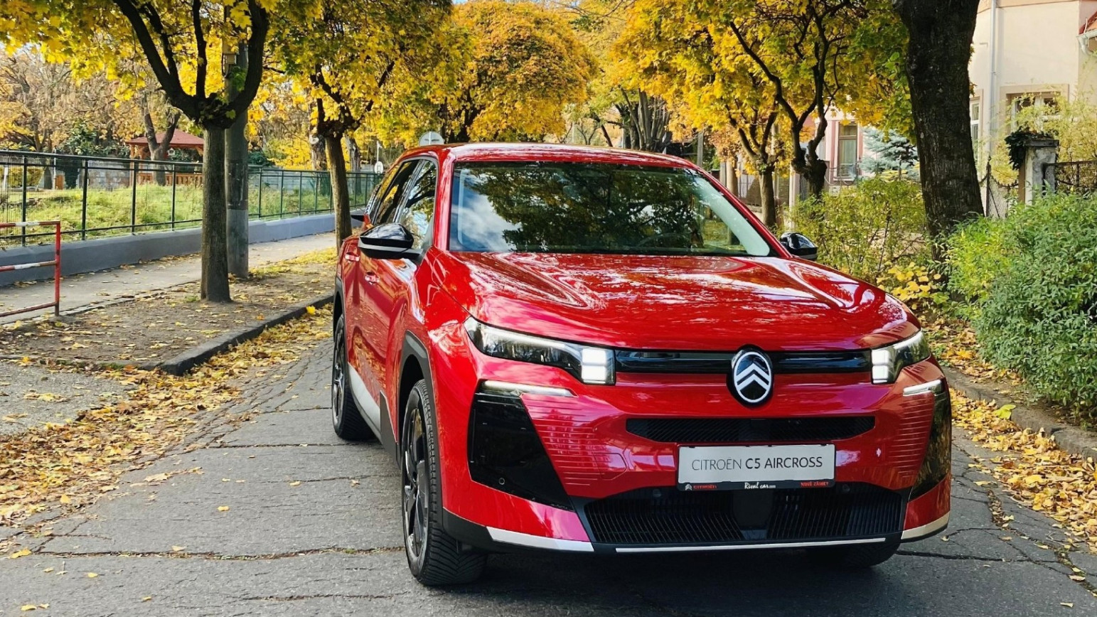 CITROËN PLUS Hybrid 145k ë-DCT6